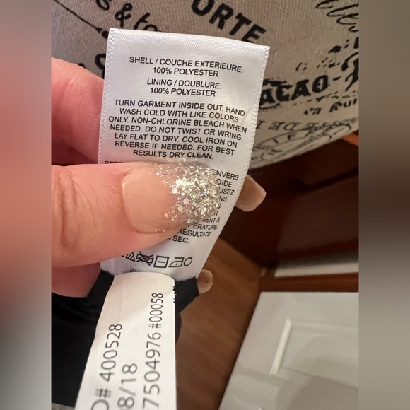 Express Sequin Crop Top Size M Long Sleeve Back Zip Diamond Pattern Top - Picture 6 of 7